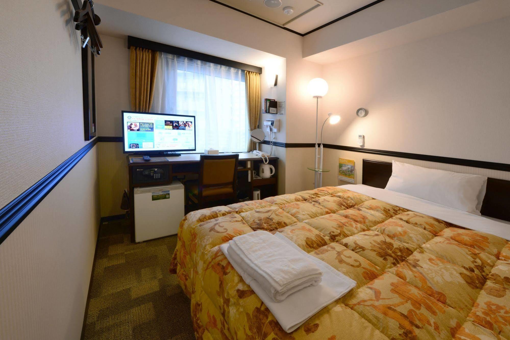 Toyoko Inn Jr Yokohama Sen Sagamihara Ekimae Exterior foto