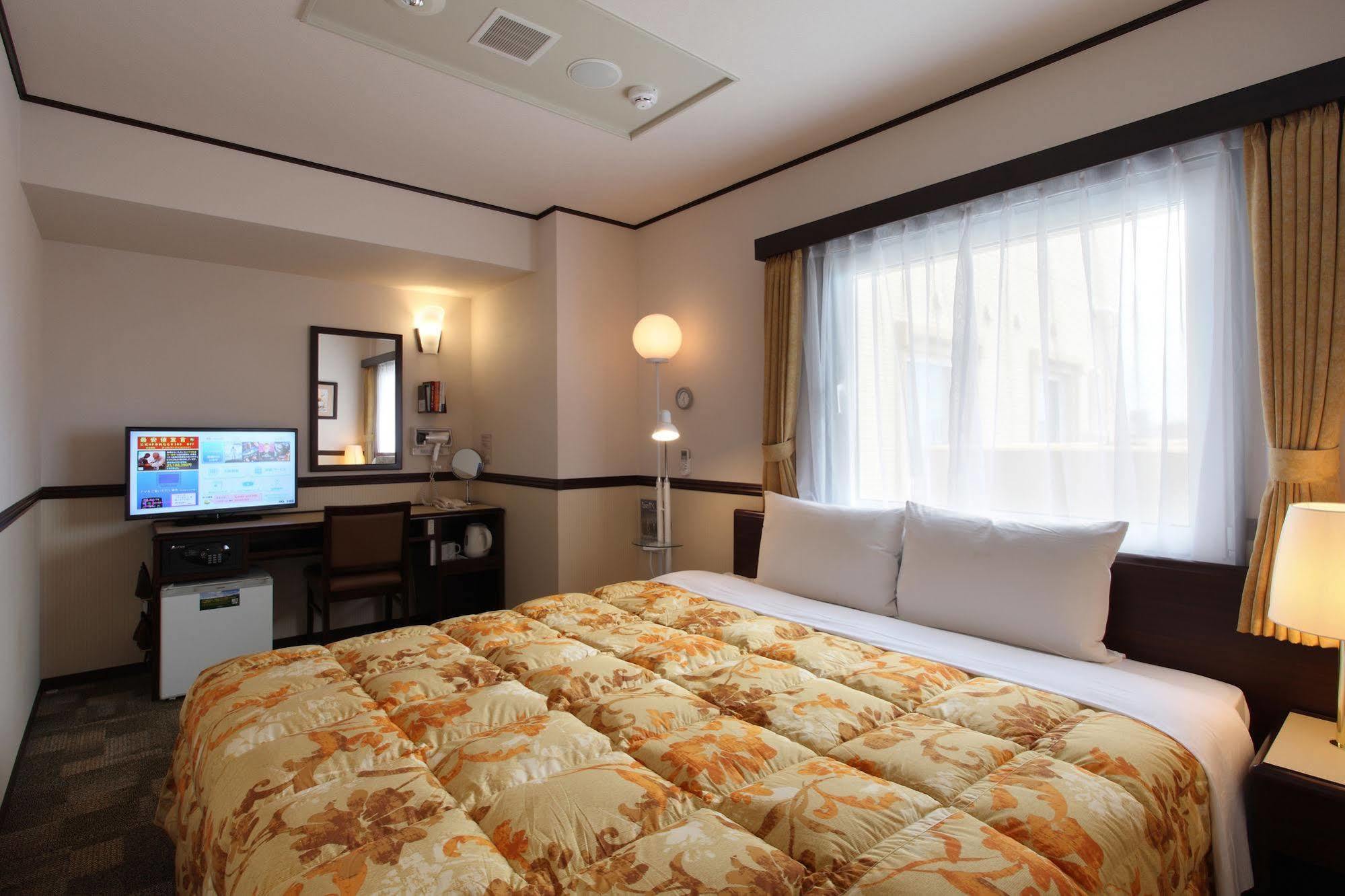 Toyoko Inn Jr Yokohama Sen Sagamihara Ekimae Exterior foto